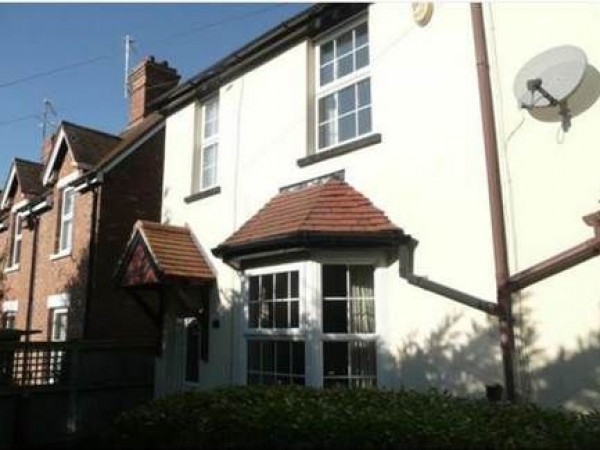 Mrs L bought empty house in need of modernisation quickly