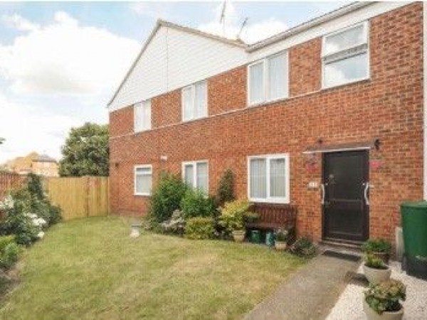 Mrs S chose Wales Home Buyer to buy a flat fast