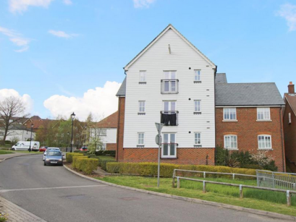 Mr V wanted to sell a property quickly in Haywards Heath to Wales Home Buyer